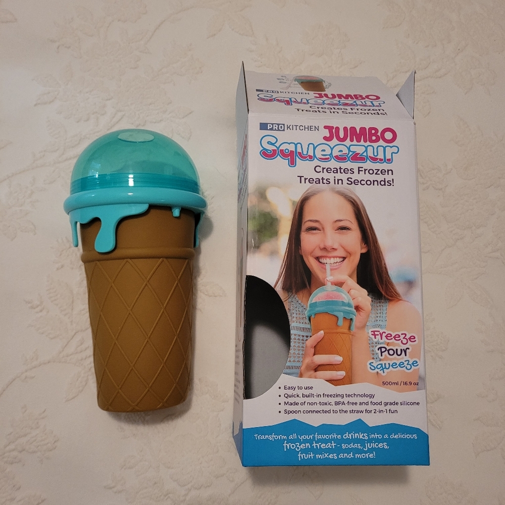 Jumbo Squeezur Frozen Drink Maker